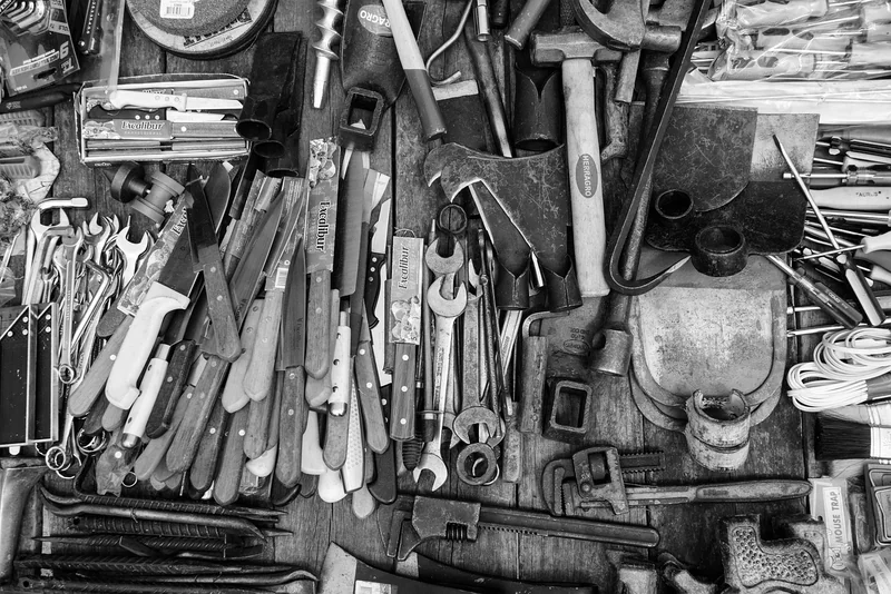 Boîte à outils 2026 : Choisir les bons outils sans se ruiner